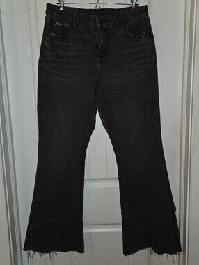 American Eagle Black Next Level Stretch Curvy Super High Rise Flare Jeans